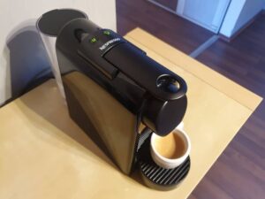 NESPRESSO De’Longhi Essenza mini EN 85 - 01